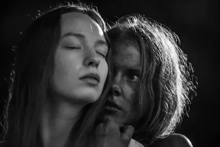 Listopad - galeria zdjęć - filmweb