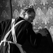 November - galeria zdjęć - filmweb