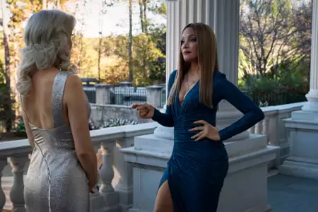 Dynastia - galeria zdjęć - filmweb
