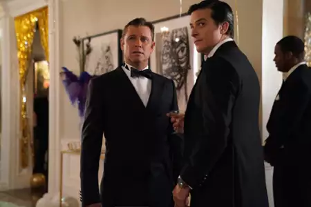 Dynastia - galeria zdjęć - filmweb