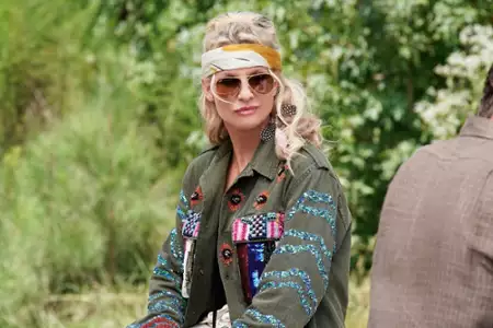 Dynastia - galeria zdjęć - filmweb