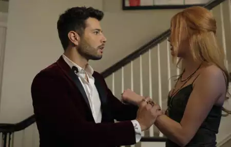 Dynastia - galeria zdjęć - filmweb