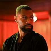 Black Lightning - galeria zdjęć - filmweb
