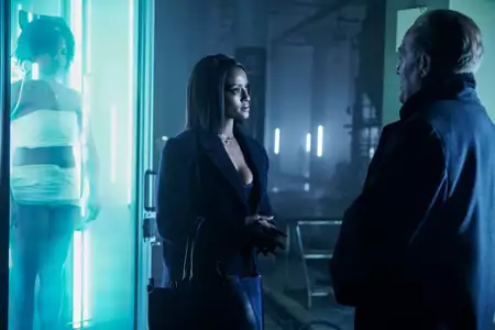 Black Lightning - galeria zdjęć - filmweb