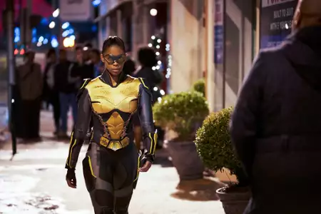 Black Lightning - galeria zdjęć - filmweb