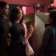 Black Lightning - galeria zdjęć - filmweb