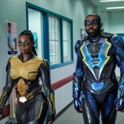 Black Lightning - galeria zdjęć - filmweb