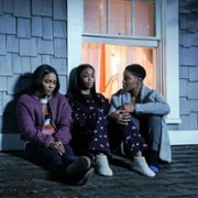 Black Lightning - galeria zdjęć - filmweb