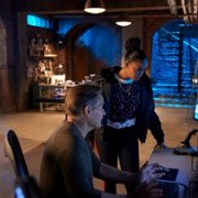 Black Lightning - galeria zdjęć - filmweb