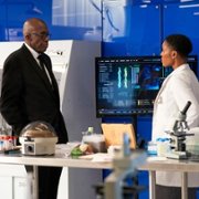 Black Lightning - galeria zdjęć - filmweb