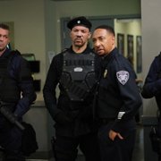 Black Lightning - galeria zdjęć - filmweb