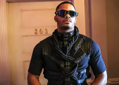 Black Lightning - galeria zdjęć - filmweb