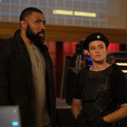 Black Lightning - galeria zdjęć - filmweb