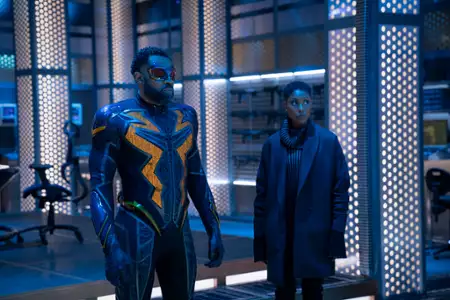 Black Lightning - galeria zdjęć - filmweb
