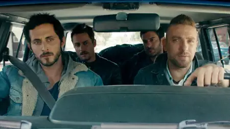 When Heroes Fly - galeria zdjęć - filmweb