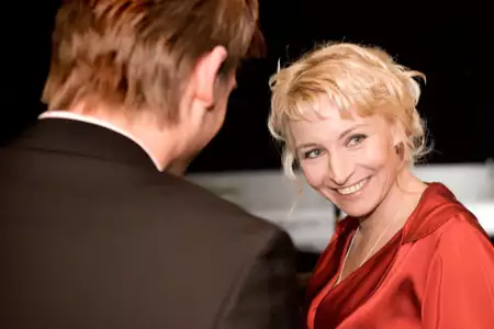 Wspaniała i kochana przez wszystkich - galeria zdjęć - filmweb