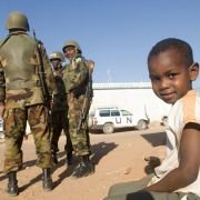 Darfur Now - galeria zdjęć - filmweb