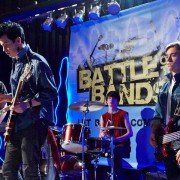 The Beat Beneath My Feet - galeria zdjęć - filmweb