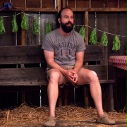 Brett Gelman w Kemping