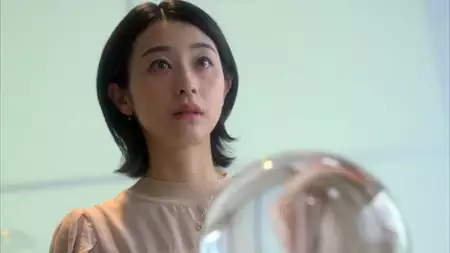 Fishbowl Wives - galeria zdjęć - filmweb