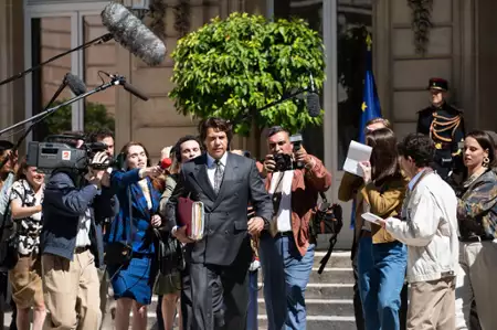 Tapie - galeria zdjęć - filmweb