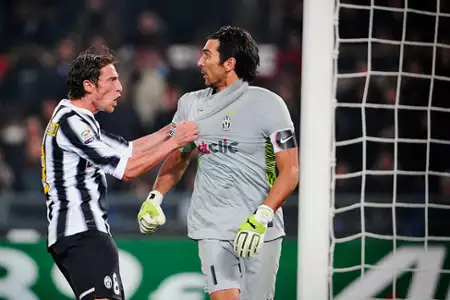 Juventus: Czarno-biała historia - galeria zdjęć - filmweb
