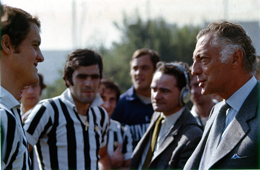 Juventus: Czarno-biała historia - galeria zdjęć - filmweb
