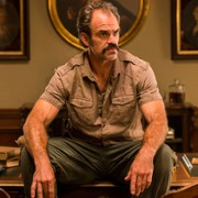 Steven Ogg w The Walking Dead
