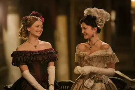 Dickinson - galeria zdjęć - filmweb