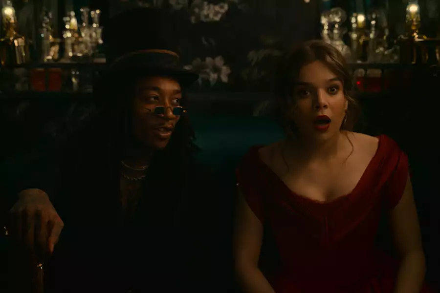 Dickinson - galeria zdjęć - filmweb