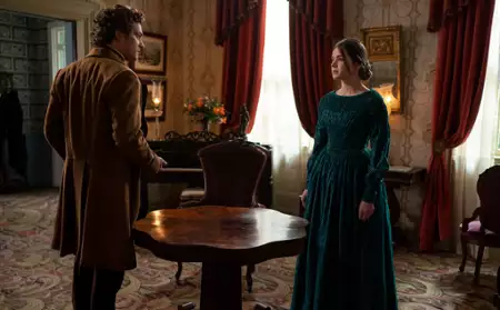Dickinson - galeria zdjęć - filmweb