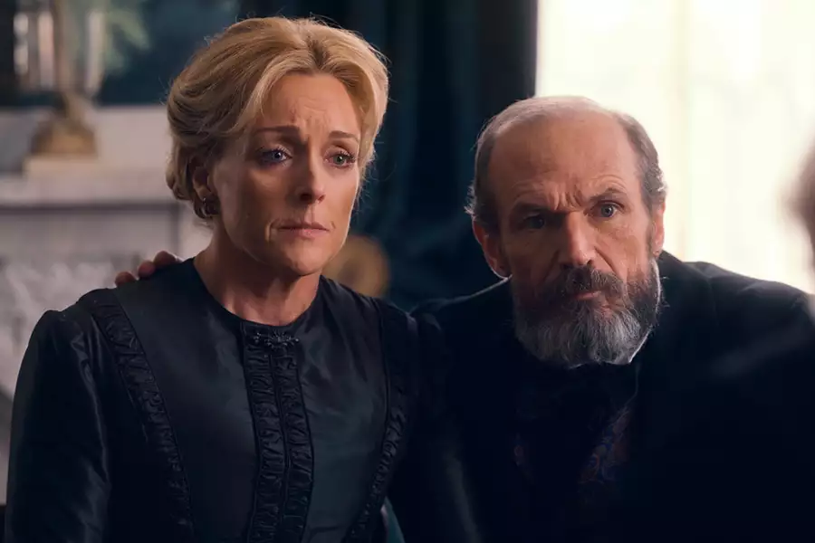 Dickinson - galeria zdjęć - filmweb