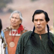 Wes Studi w Na Zachód