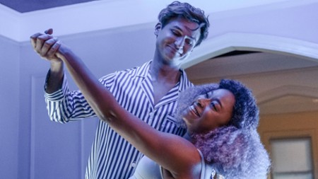 Sezon 1 Odcinek 7 Komedie romantyczne w większości są do bani