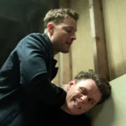 Tracker - galeria zdjęć - filmweb