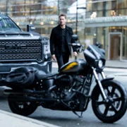 Tracker - galeria zdjęć - filmweb