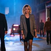 Jolt - galeria zdjęć - filmweb