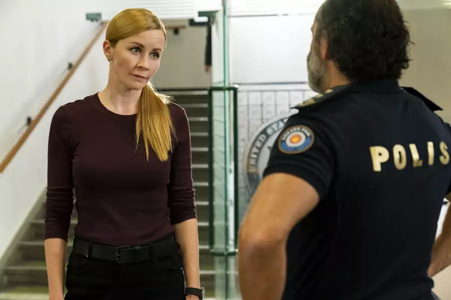 FBI: International - galeria zdjęć - filmweb