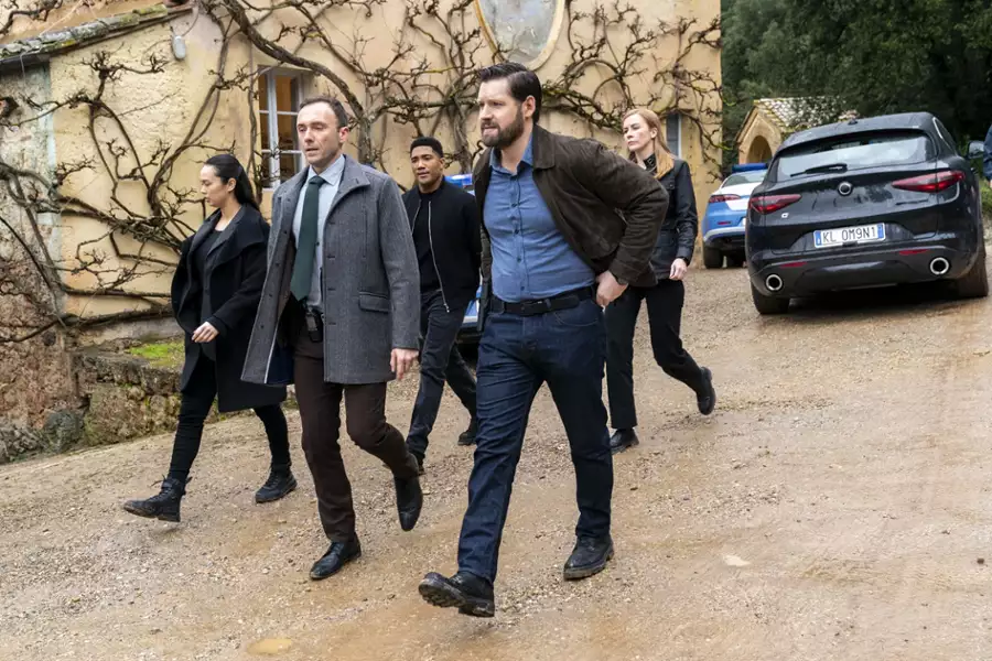FBI: International - galeria zdjęć - filmweb
