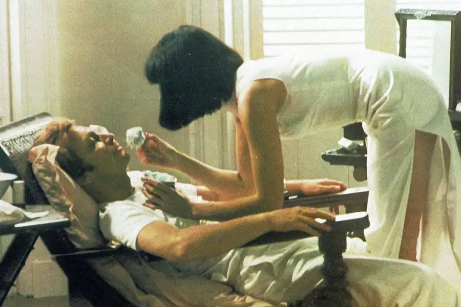 Emmanuelle 2 - galeria zdjęć - filmweb