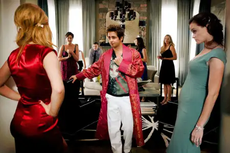 Mosiężny imbryk - galeria zdjęć - filmweb