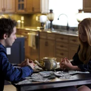 Mosiężny imbryk - galeria zdjęć - filmweb