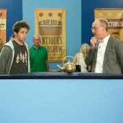 Mosiężny imbryk - galeria zdjęć - filmweb
