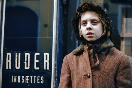 Cienie pod powiekami - galeria zdjęć - filmweb
