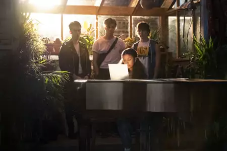 Julie and the Phantoms - galeria zdjęć - filmweb