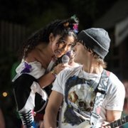 Julie and the Phantoms - galeria zdjęć - filmweb
