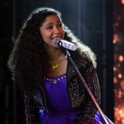 Julie and the Phantoms - galeria zdjęć - filmweb