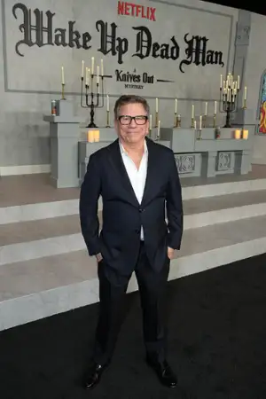 Żywy czy martwy: Film z serii "Na noże" - galeria zdjęć - filmweb