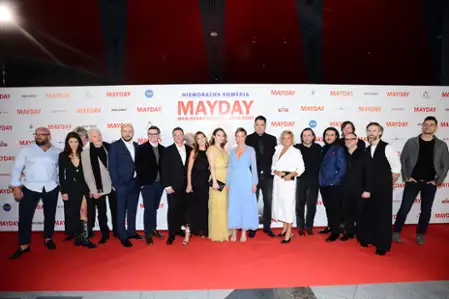 Mayday - galeria zdjęć - filmweb