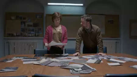 Hinterland - galeria zdjęć - filmweb